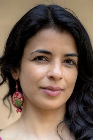 Сандхия Сури