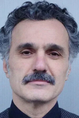 Siamak Etemadi